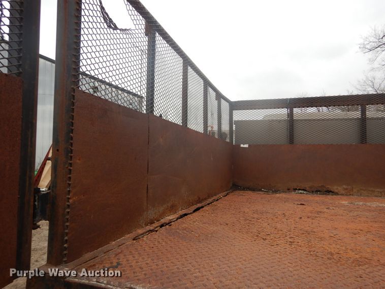 image for item GB9868 1999 International 4700 flat dump bed truck