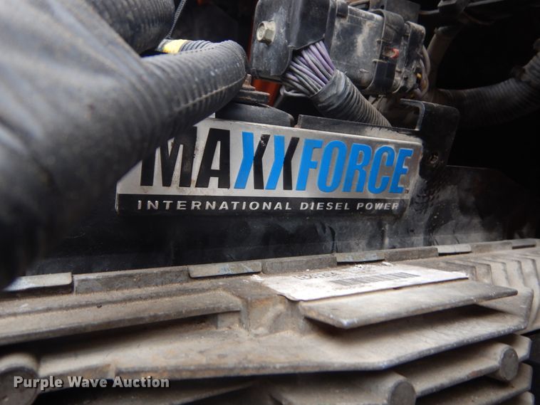 image for item GB9869 2009 International DuraStar 4300 truck cab and chassis