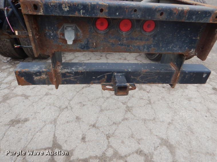 image for item GB9869 2009 International DuraStar 4300 truck cab and chassis