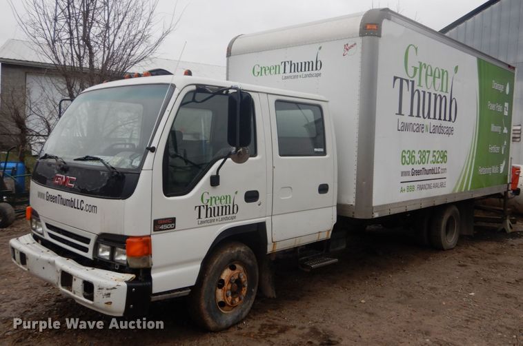 image for item GB9870 2002 GMC W4500 truck cab and chassis