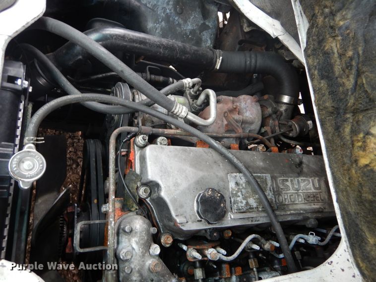 image for item GB9870 2002 GMC W4500 truck cab and chassis