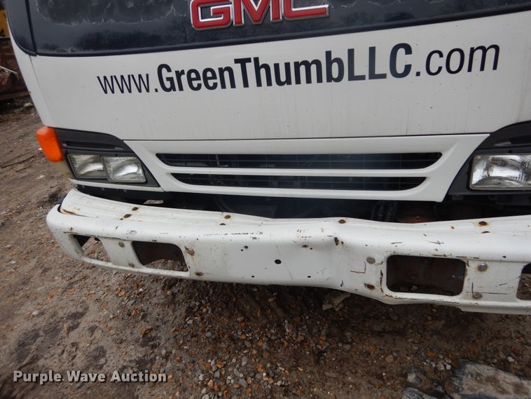 image for item GB9870 2002 GMC W4500 truck cab and chassis