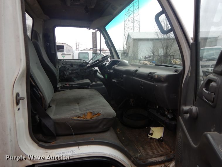 image for item GB9871 1995 Chevrolet Tiltmaster W4 box truck