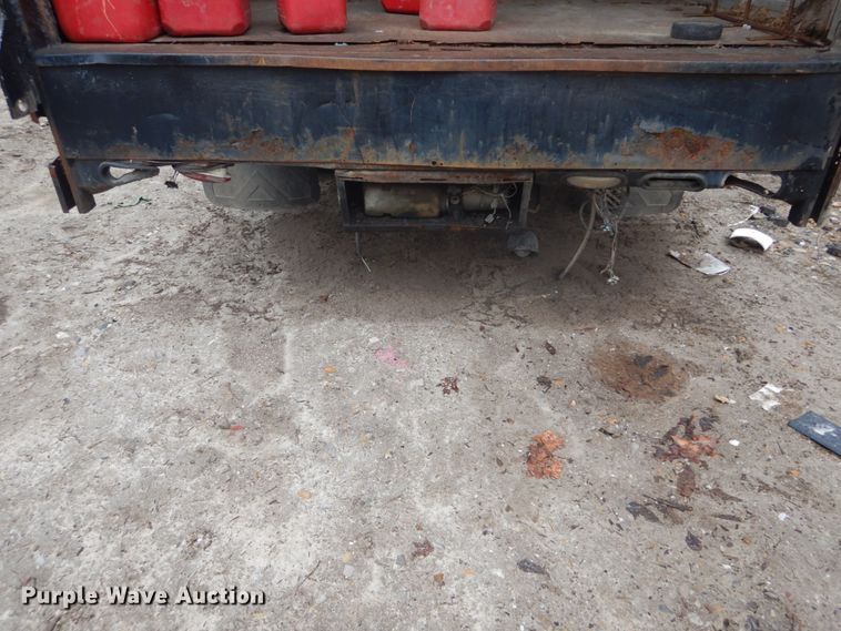 image for item GB9871 1995 Chevrolet Tiltmaster W4 box truck