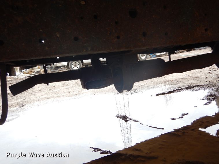 image for item GB9871 1995 Chevrolet Tiltmaster W4 box truck