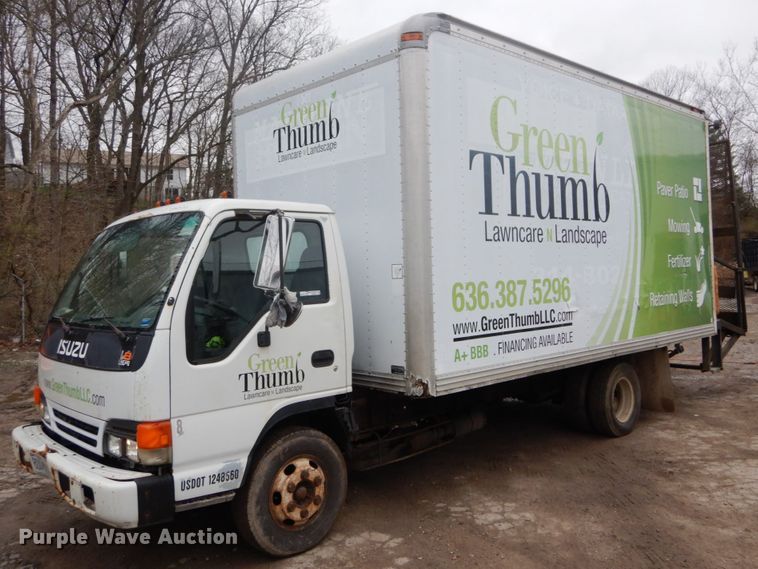 image for item GB9872 2001 Isuzu NPR box truck