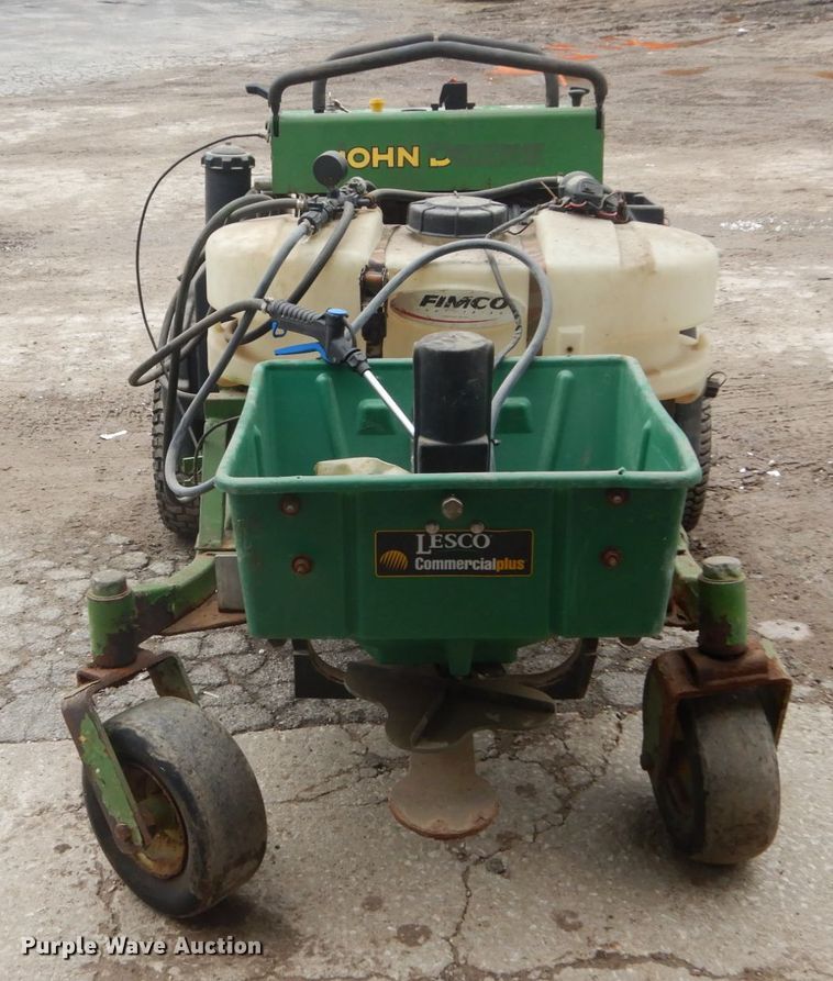 image for item GB9874 John Deere fertilizer sprayer
