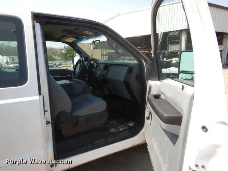 image for item GB9896 2011 Ford F250 Super Duty  SuperCab pickup truck