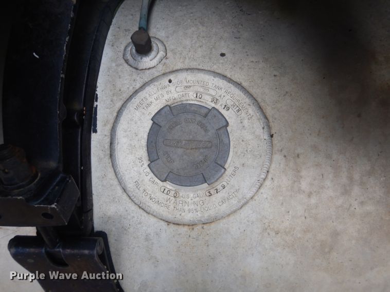 image for item GD9049 1993 Freightliner FLA flatbed truck