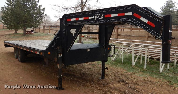 image for item GE9348 2008 PJ equipment trailer