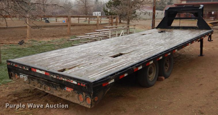 image for item GE9348 2008 PJ equipment trailer