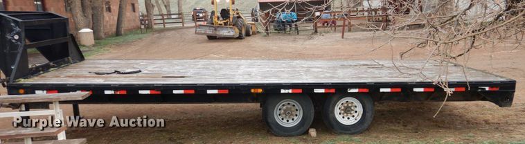 image for item GE9348 2008 PJ equipment trailer