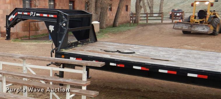 image for item GE9348 2008 PJ equipment trailer