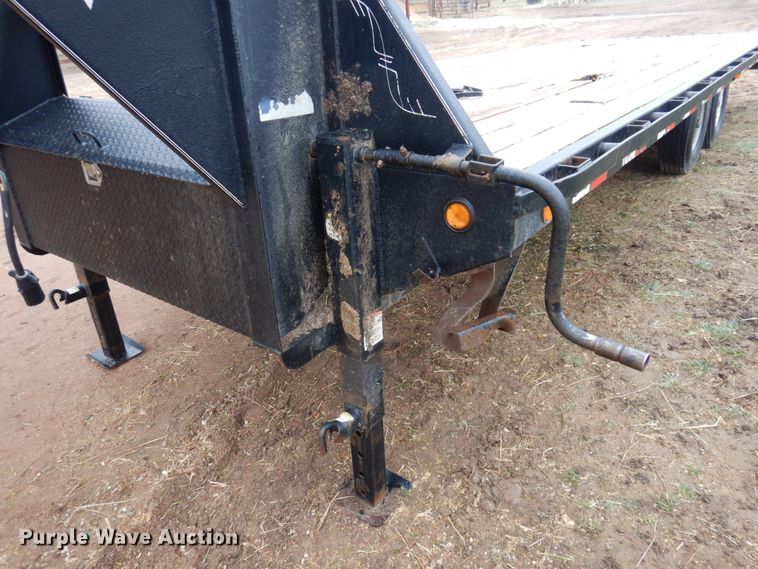 image for item GE9348 2008 PJ equipment trailer