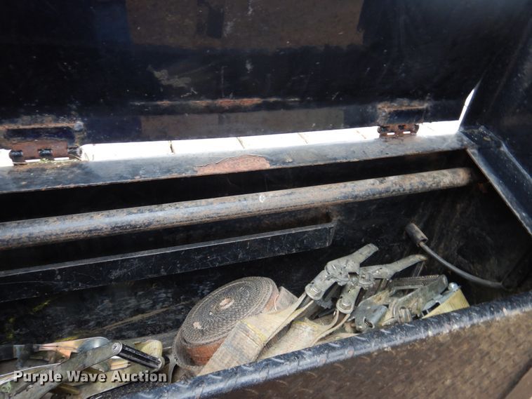 image for item GE9348 2008 PJ equipment trailer