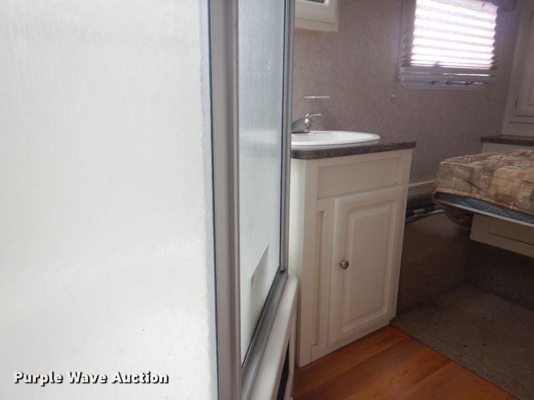 image for item GF9066 2008 Rockwood Signature Ultra Lite camper