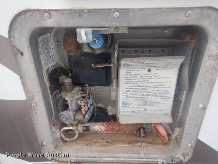 image for item GF9066 2008 Rockwood Signature Ultra Lite camper