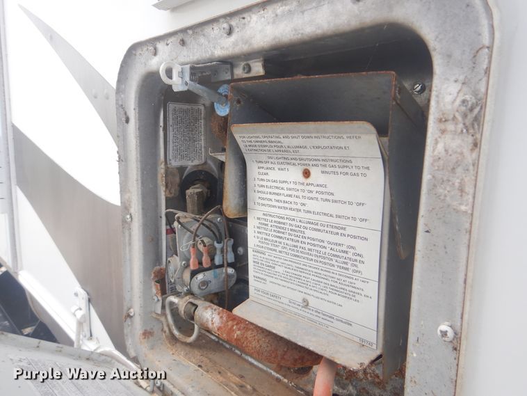 image for item GF9066 2008 Rockwood Signature Ultra Lite camper