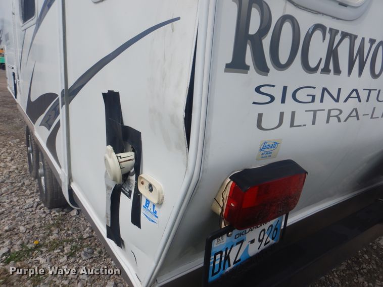 image for item GF9066 2008 Rockwood Signature Ultra Lite camper