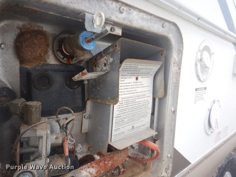 image for item GF9066 2008 Rockwood Signature Ultra Lite camper