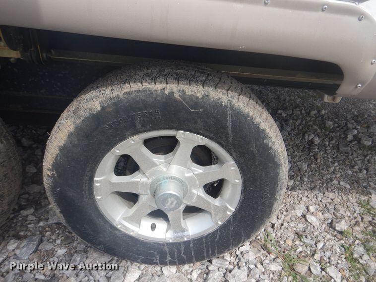 image for item GF9066 2008 Rockwood Signature Ultra Lite camper