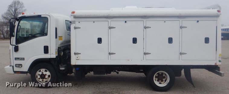 image for item GF9130 2011 Isuzu NPR refrigerated delivery truck