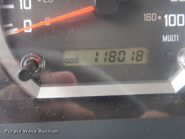 image for item GF9130 2011 Isuzu NPR refrigerated delivery truck