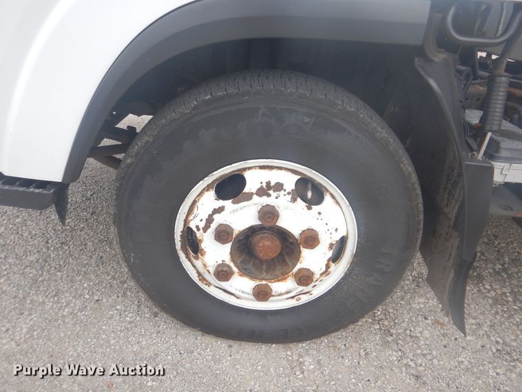 image for item GF9130 2011 Isuzu NPR refrigerated delivery truck