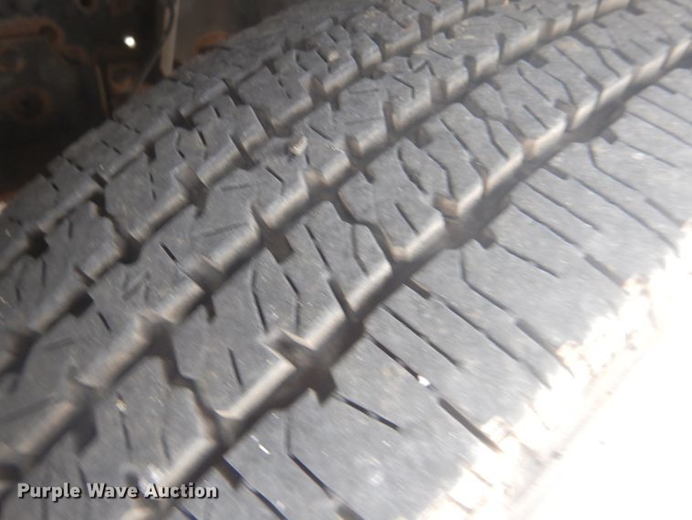 image for item GF9130 2011 Isuzu NPR refrigerated delivery truck