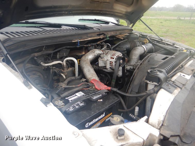 image for item GF9133 2007 Ford F550 Super Duty flatbed truck with crane