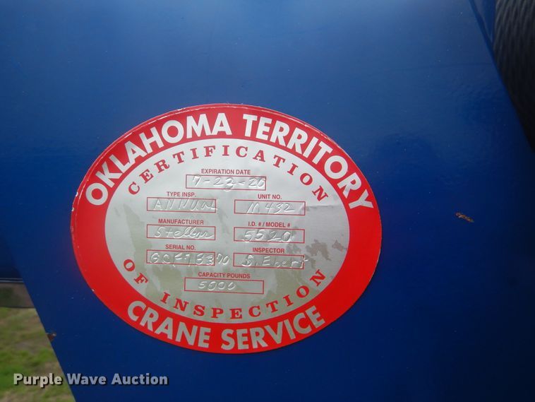 image for item GF9133 2007 Ford F550 Super Duty flatbed truck with crane