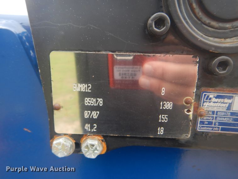 image for item GF9133 2007 Ford F550 Super Duty flatbed truck with crane