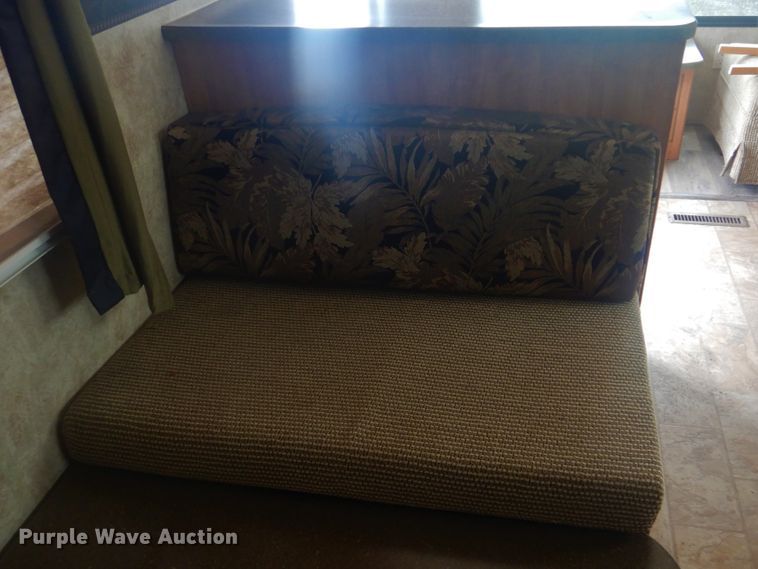 image for item GF9135 2010 Keystone Passport Ultra Lite  camper