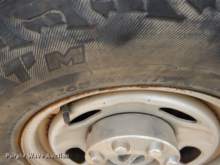 image for item GK9129 2014 Ford F250 Super Duty  SuperCab flatbed pickup truck