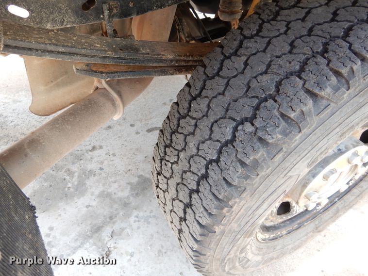 image for item GK9129 2014 Ford F250 Super Duty  SuperCab flatbed pickup truck