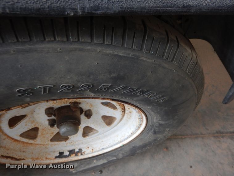 image for item GK9136 2001 Ingersoll Rand P185WIR air compressor