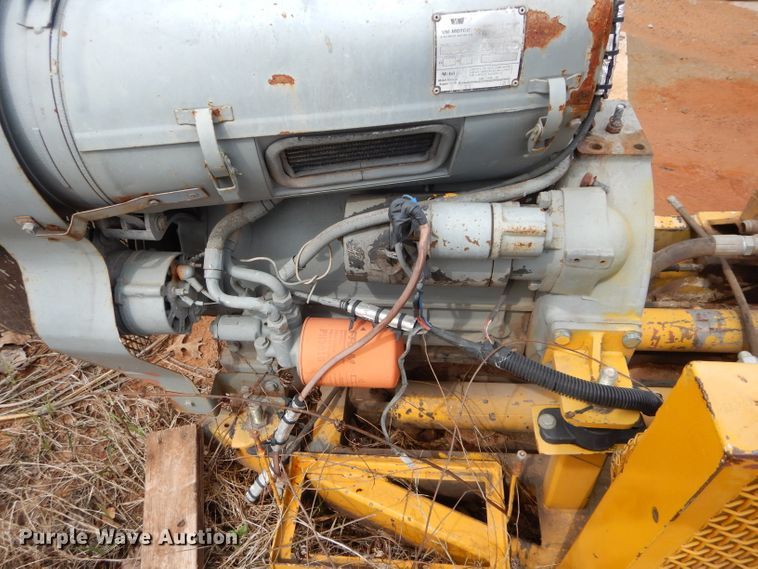 image for item GK9142 Detroit Diesel three cylinder diesel engine