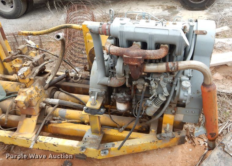 image for item GK9142 Detroit Diesel three cylinder diesel engine