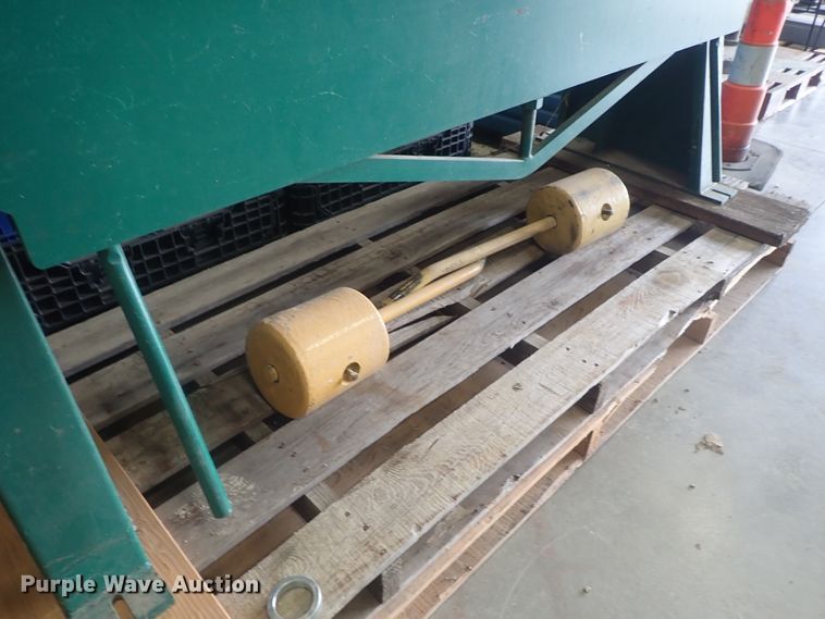 image for item GN9587 National U7212 sheet metal machine