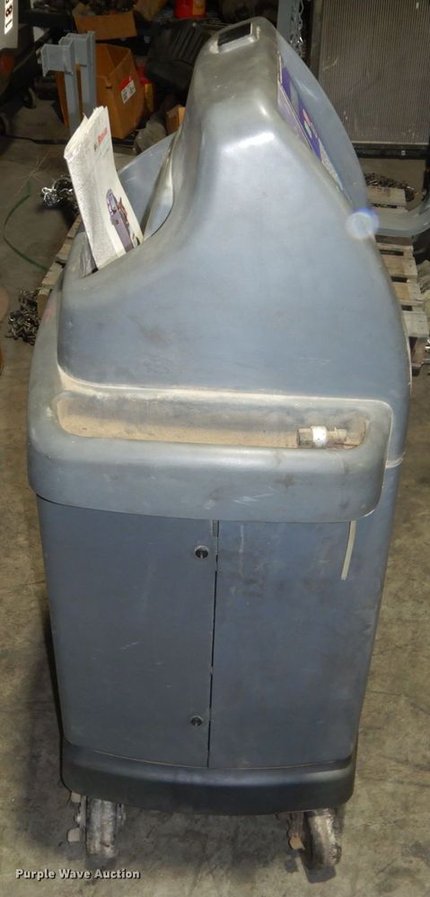 image for item GO9080 Robinair Cooltech 34700Z AC recharging system