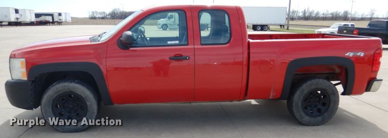 image for item GO9093 2008 Chevrolet Silverado 1500  Ext. Cab pickup truck