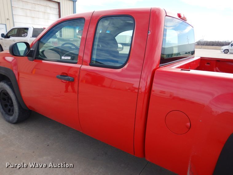 image for item GO9093 2008 Chevrolet Silverado 1500  Ext. Cab pickup truck