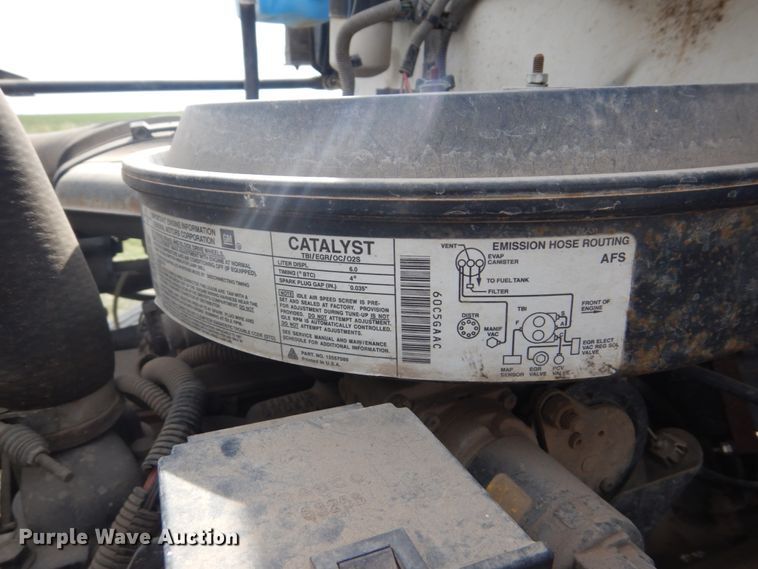 image for item GO9106 1997 Chevrolet C6500 truck cab and chassis