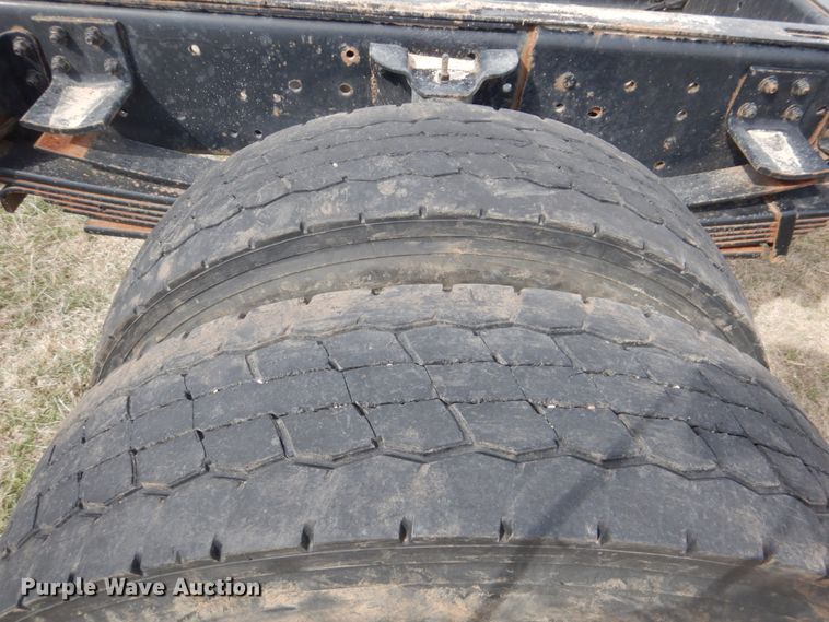 image for item GO9106 1997 Chevrolet C6500 truck cab and chassis