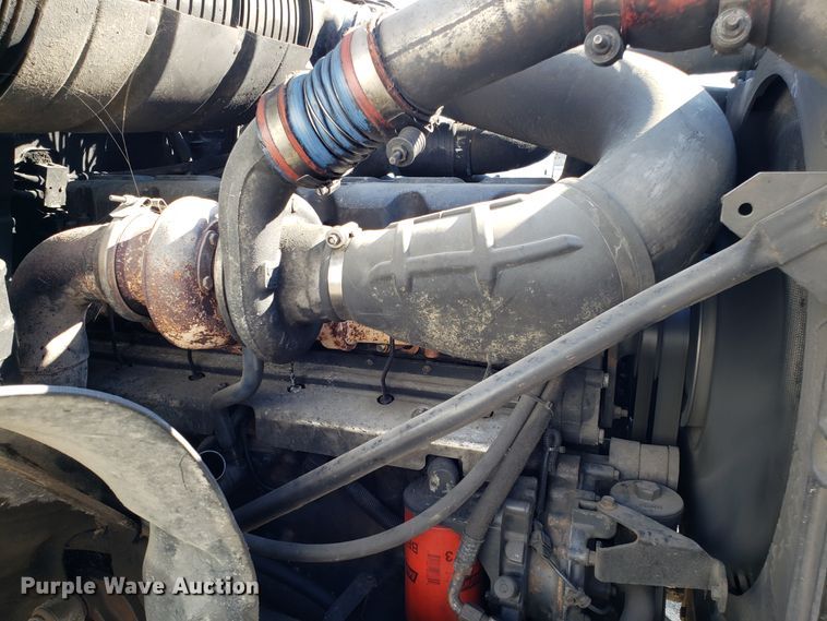 image for item GO9254 2004 Mack Granite refuse truck