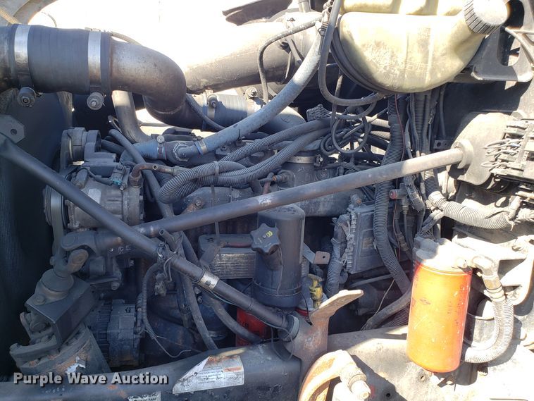 image for item GO9254 2004 Mack Granite refuse truck