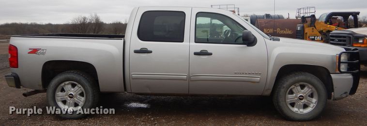 image for item GP9023 2011 Chevrolet Silverado 1500  Crew Cab pickup truck