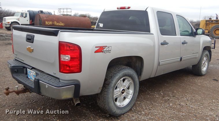 image for item GP9023 2011 Chevrolet Silverado 1500  Crew Cab pickup truck