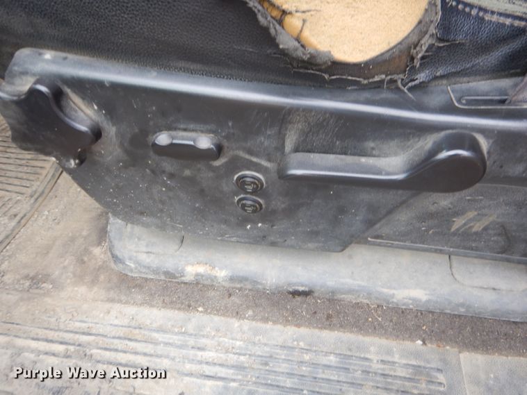 image for item GP9023 2011 Chevrolet Silverado 1500  Crew Cab pickup truck