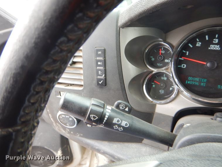 image for item GP9023 2011 Chevrolet Silverado 1500  Crew Cab pickup truck